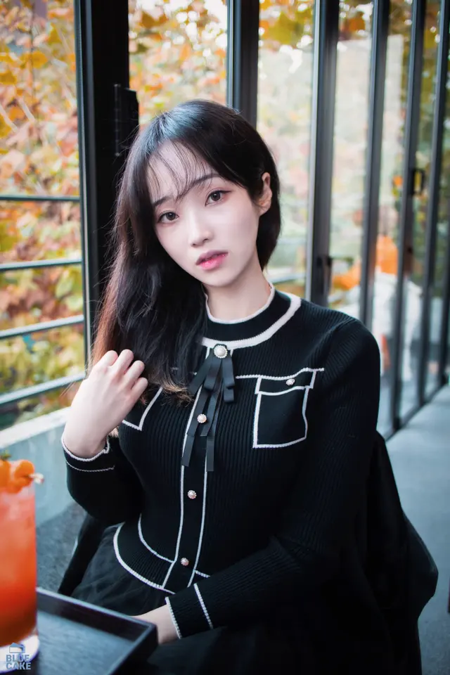 [BLUECAKE] Bambi (밤비): Autumn (57 photos)