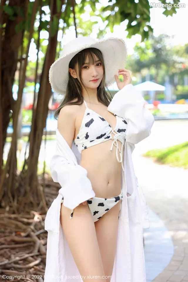 MFStar Vol.548: 小果冻儿jelly (51 photos)
