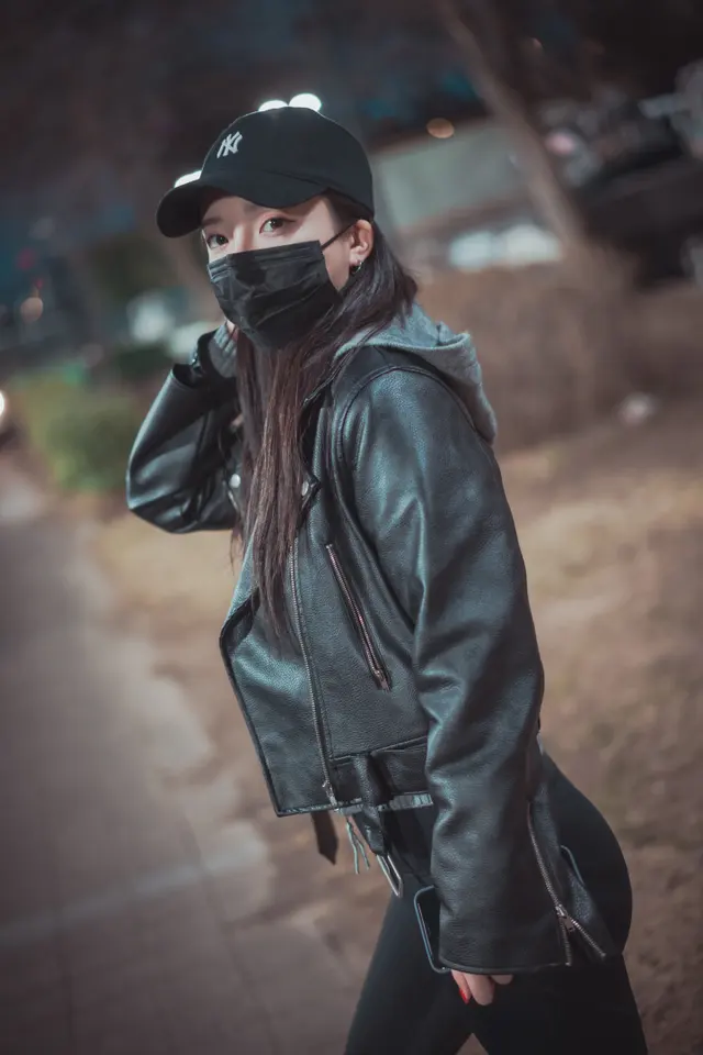 DJAWA Photo – Son Ye-Eun (손예은): “Drive My Car” (71 photos)