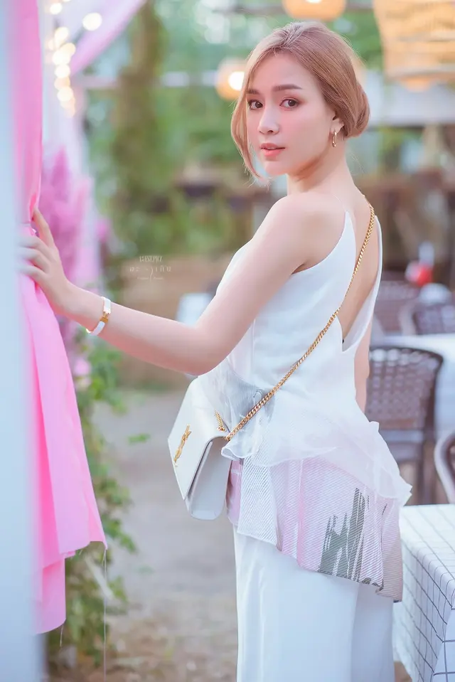 อะ – เกิน P14 (202 photos)
