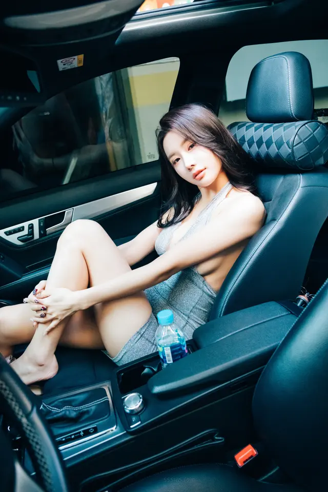 [Loozy] YeonYu (연유): Yano Driver (77 photos + 6 videos)