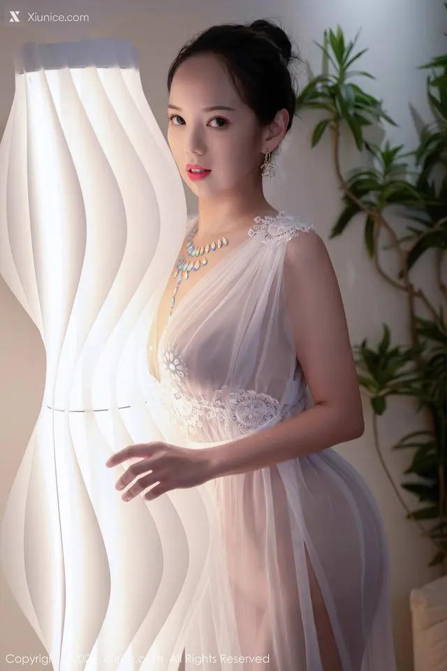 XIUREN No.5434: 大美妞儿 (63 photos)