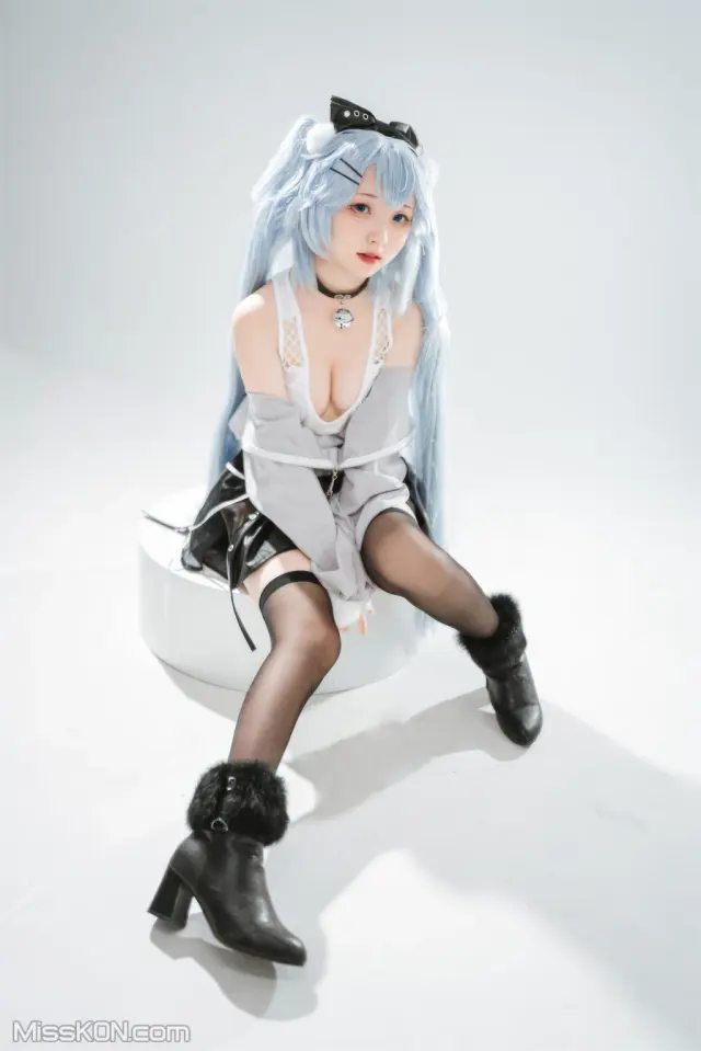 Coser@花铃: 芙洛伦 药心巧克力 (84 photos)