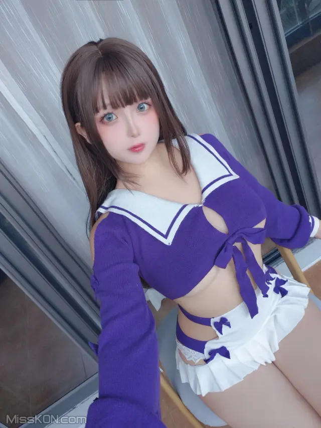 Coser@日奈娇: 学生妹自拍 (49 photos + 11 videos)