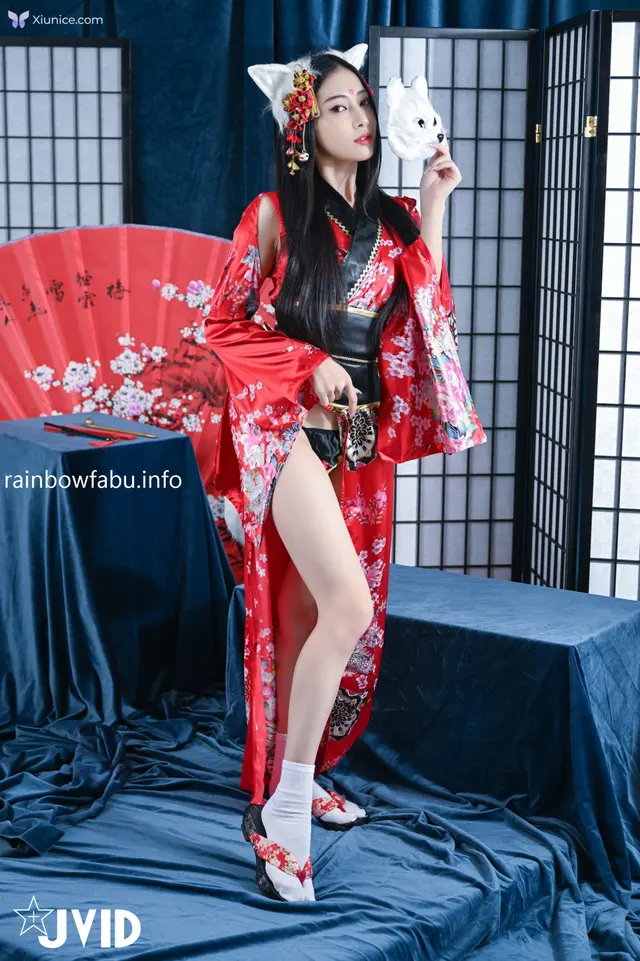 JVID 夏暮光 – 我對私密情人夏暮光進行猛烈攻勢直到她快要昏厥過去天堂的模樣不過就是如此吧…… (124 photos)