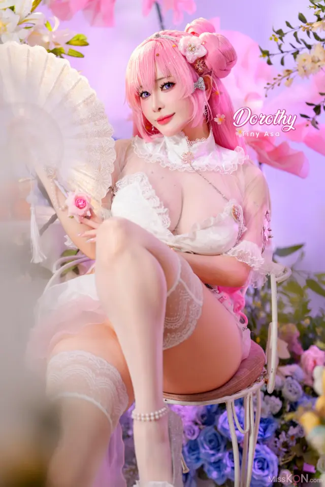 Coser@Tiny Asa: アサ Dorothy  NIKKE (82 photos + 2 videos)