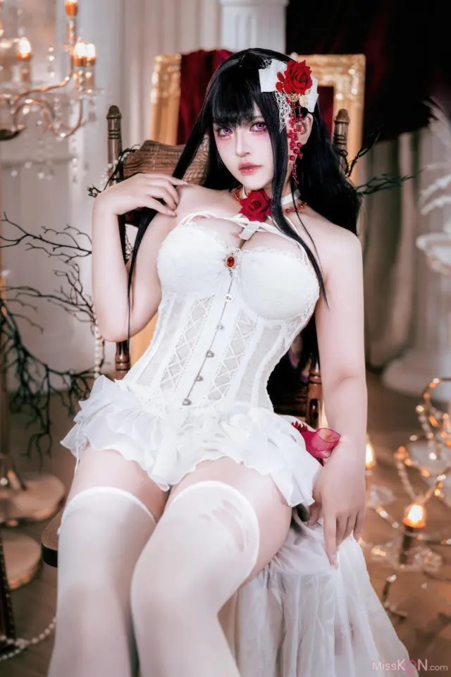 Coser@半半子: Nikke胜利女神 米哈拉 羁绊锁链 (58 photos)