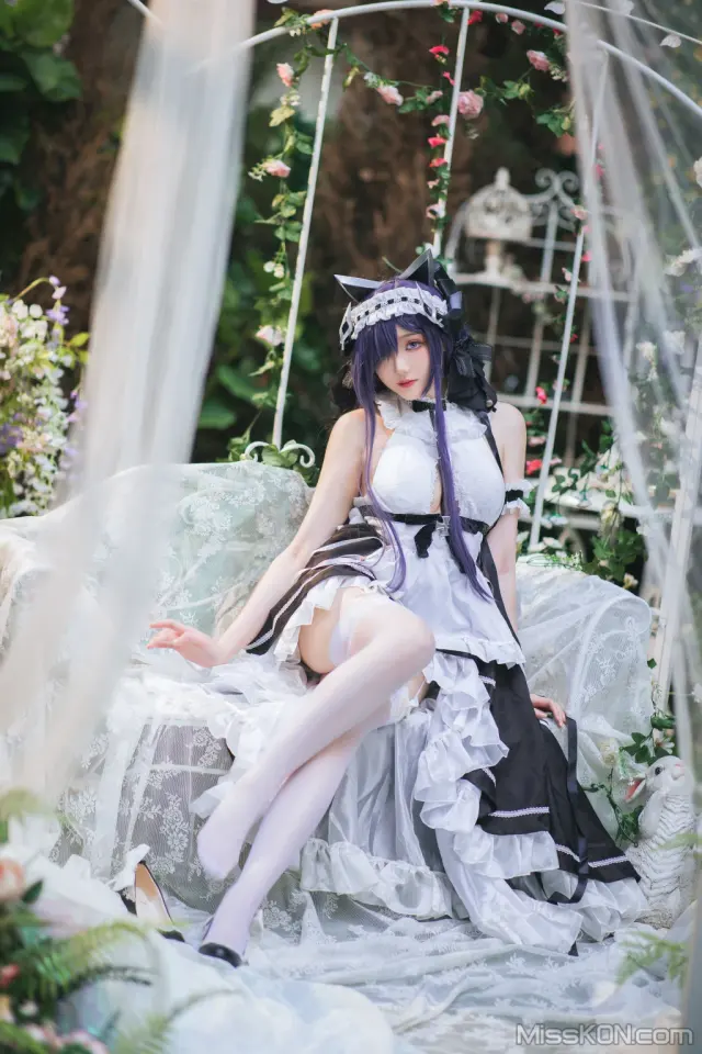 Coser@瓜希酱: 碧蓝航线 奥古斯特女仆 (24 photos)