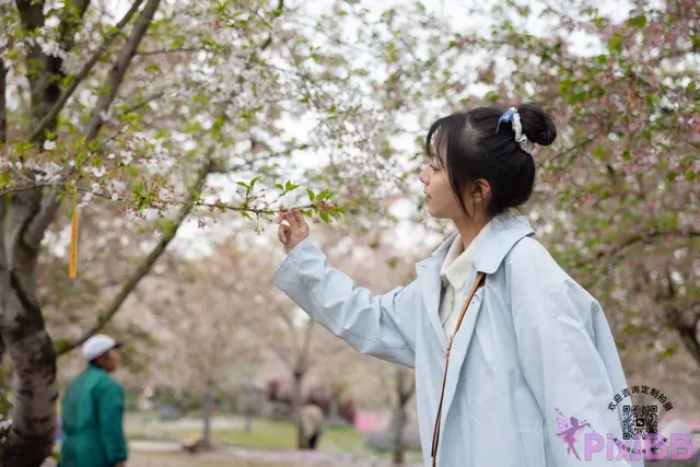 [她们印象] No.015: 天天 (139 photos + 1 video)