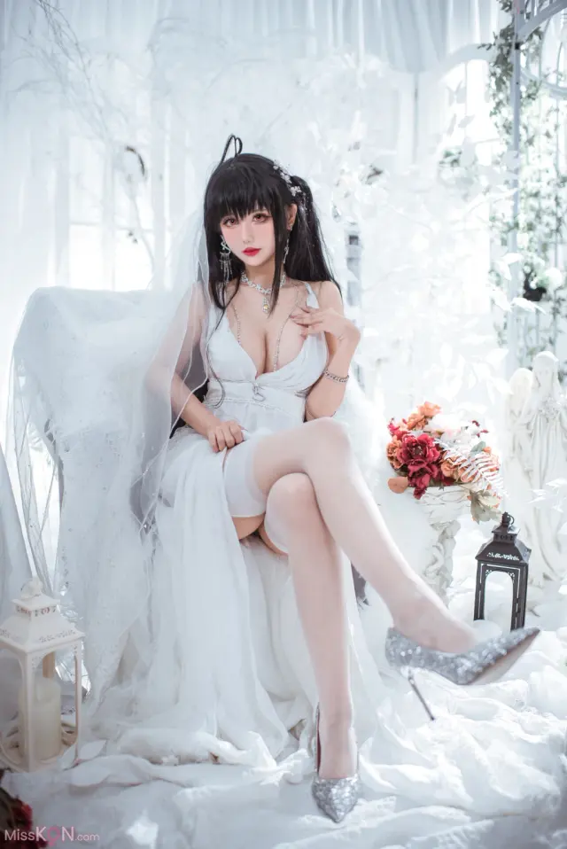 Coser@仙女月: 大凤纯白婚纱 (30 photos)