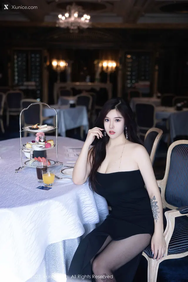 Xiuren秀人网 No.6973 周思乔Betty (80 photos)