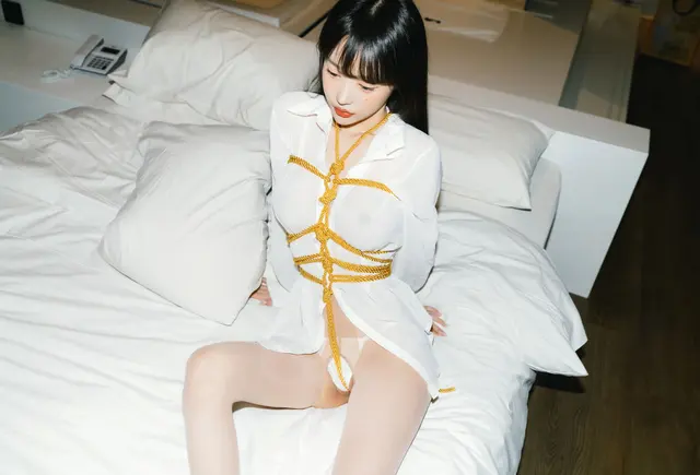 [Moon Night Snap] Jucy (쥬시) – Vol.3 Bondage, Restraint (+S.ver) (99 photos)