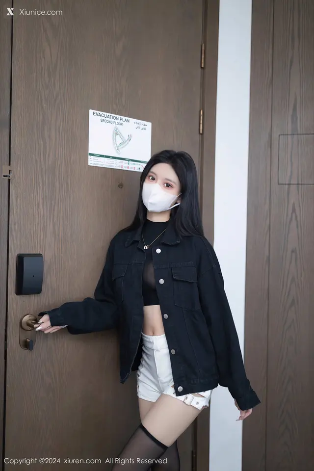 Xiuren秀人网 No.8636 幼幼 (80 photos)