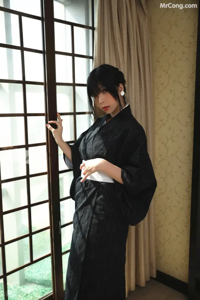 Coser@Kano Nozomi (鹿野希) Vol.21: 未亡人i 写真 (141 photos)