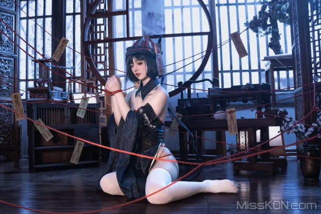 Coser@桃良阿宅: 华甲小僵尸 (53 photos)