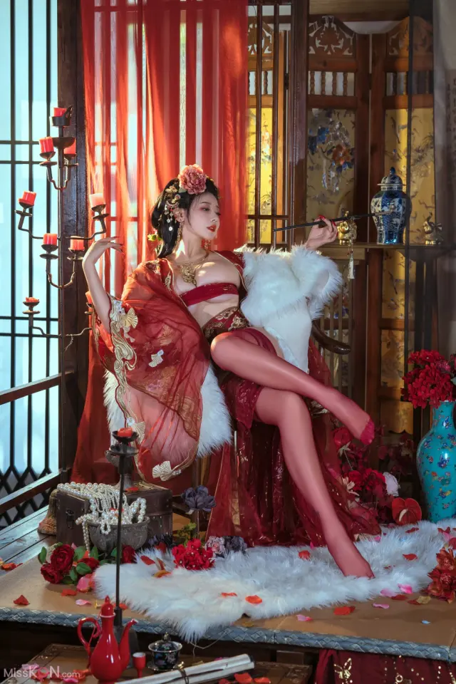 Coser@云溪溪 (Yunx1x1) & 奶桃 & 奈汐酱nice: 青楼韵事 (121 photos + 1 video)