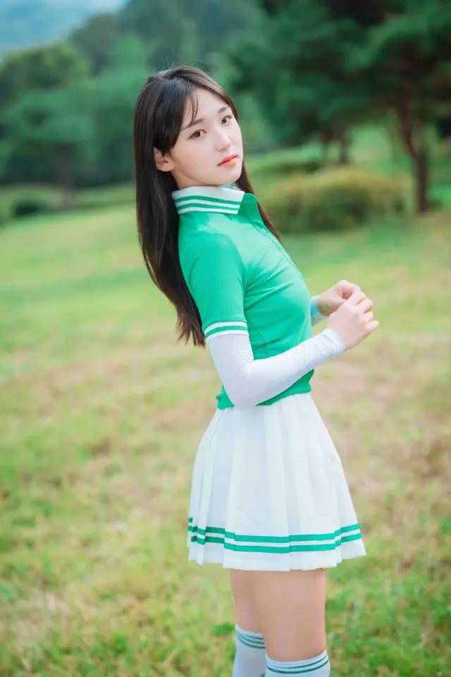 DJAWA Photo – HENDOONG (혠둥이): “On Green” (101 photos)