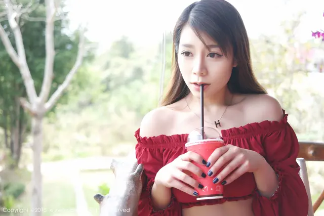 Xiuren秀人网 No.0303 vetiver嘉宝贝儿 (50 photos)
