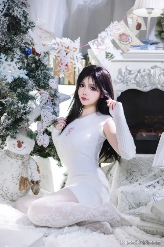 Coser@雪晴Astra (雪晴嘟嘟): 圣诞节 白雪 (123 photos + 2 videos)
