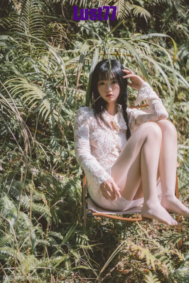 Coser@柒柒要乖哦: 夏树繁花 (64 photos + 1 video)