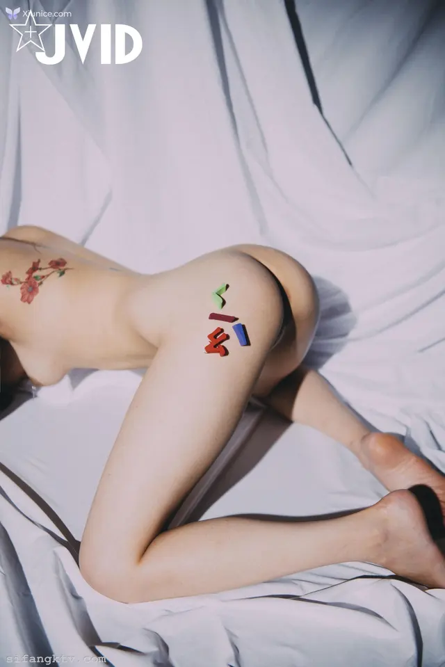 JVID 夏暮光 – 上空露點 夏暮光 老師教教我好嗎plz teach me how to make it (59 photos)