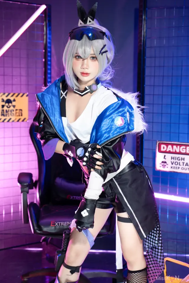 Coser@PoppaChan: Silver Wolf (139 photos + 11 videos)