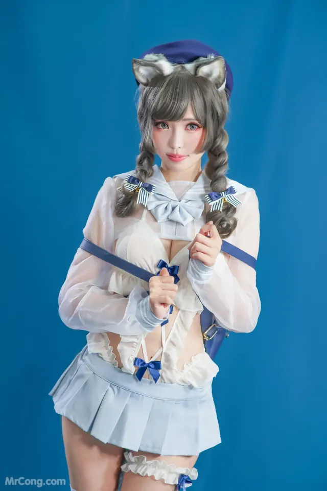Coser@Ely_eee (ElyEE子): 灰太狼-泳圈 (21 photos)