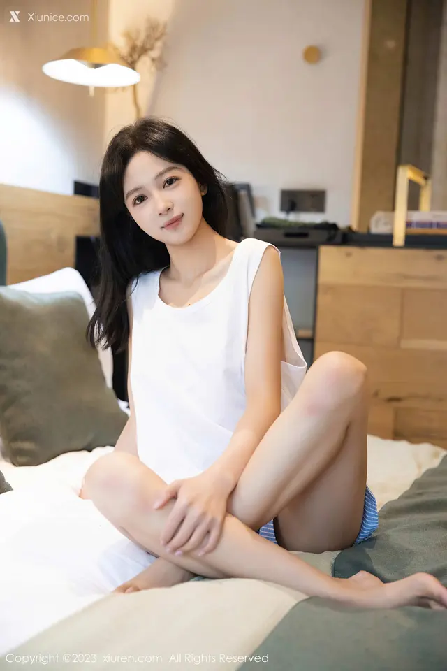 Xiuren秀人网 No.7375 糖豆sisi (69 photos)