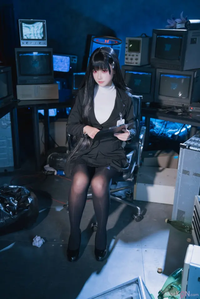 Coser@lunananya: Blue Archive 調月リオ (30 photos)