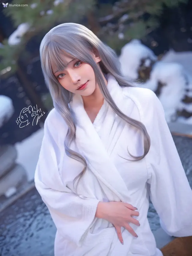 Machi馬吉 – 温泉浴袍 (24 photos)