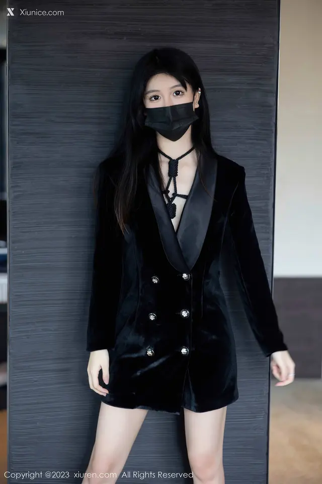 Xiuren秀人网 No.7121 幼幼 (84 photos)