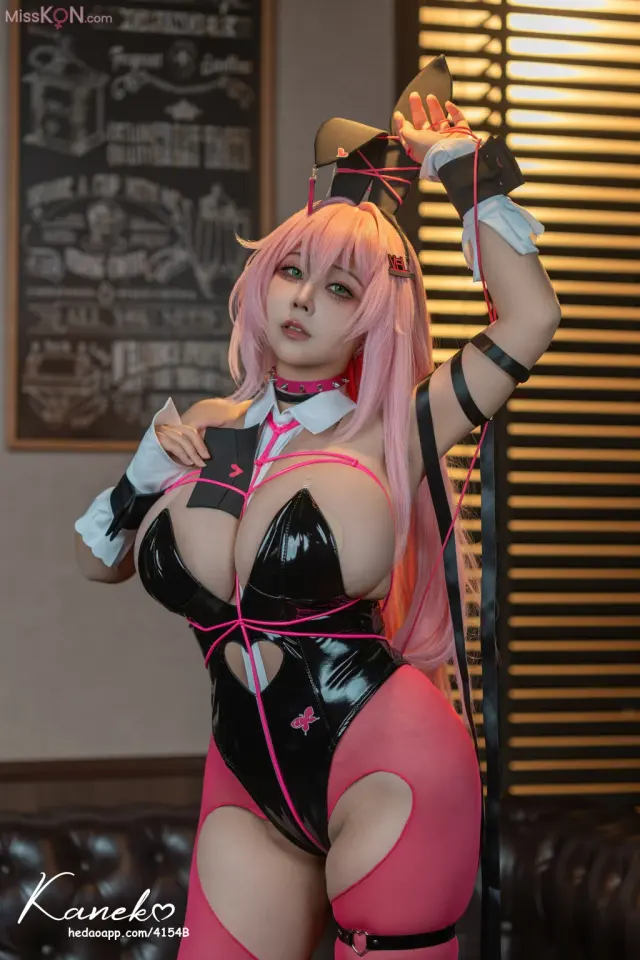 Coser@KANEKO_咔喵: Nikke 薇尔维特 (18 photos + 1 video)