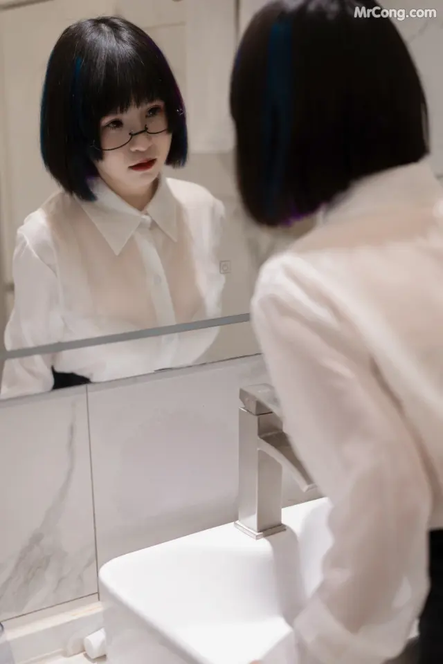 Coser@晕崽Zz: 未流出-迷情小秘 (62 photos)