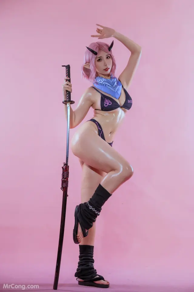 Coser@云溪溪 (Yunx1x1) Vol.059: 御前二叶·鬼人 (28 photos)
