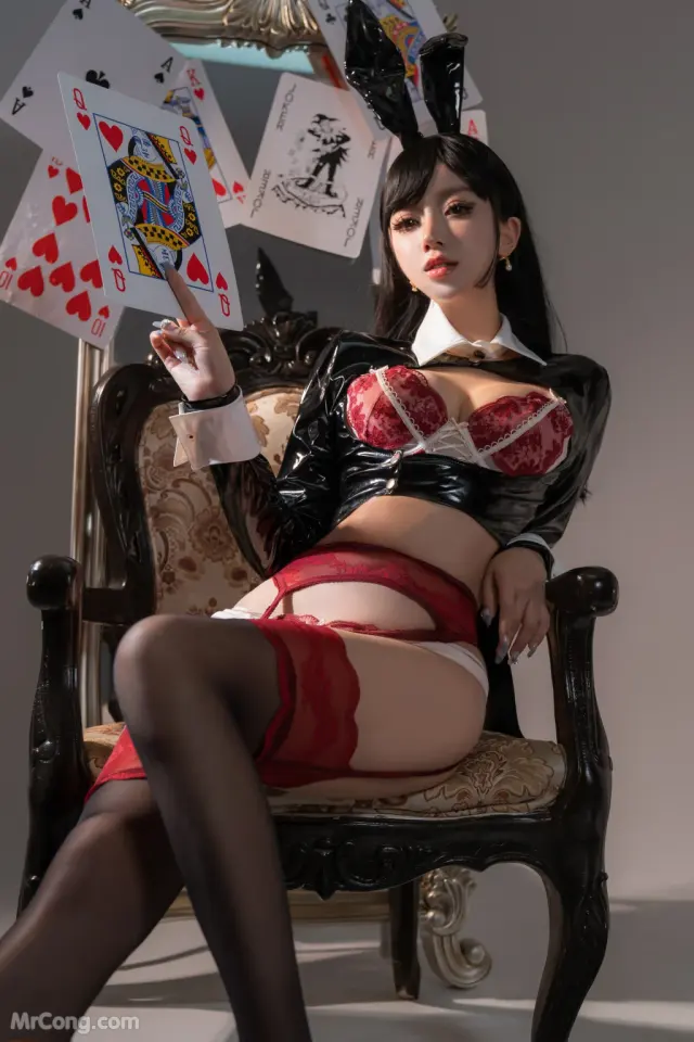 Coser@过期米线线喵 Vol.143: 兔女郎 (50 photos)