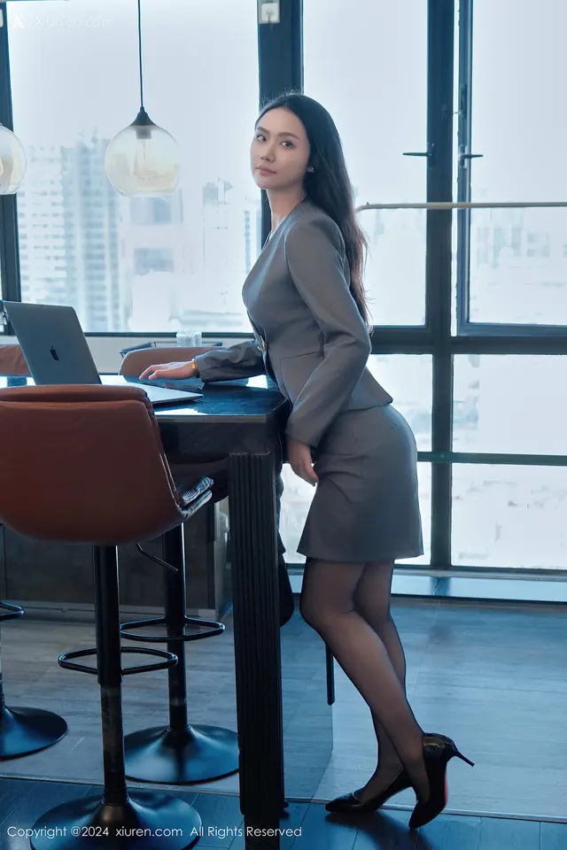 Xiuren秀人网 No.9444 方子萱 (80 photos)