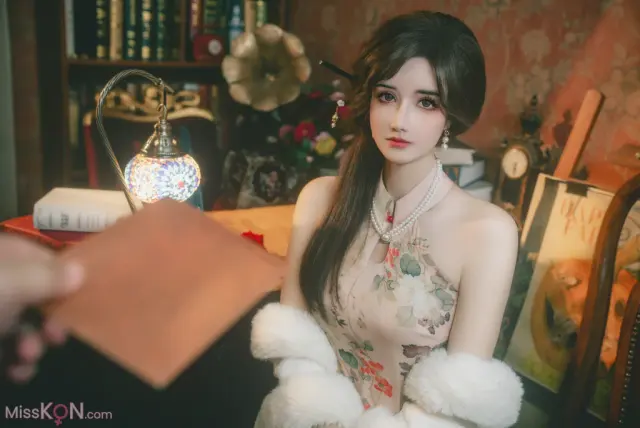 Coser@鹿八岁: 特工的堕落·前篇 (115 photos + 1 video)