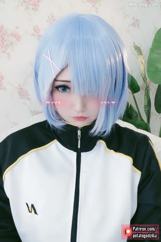 Coser@Potato Godzilla: Rem in Subaru Jacket (34 photos)