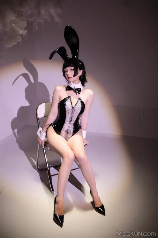 Coser@花铃: 蛇女郎 (51 photos)