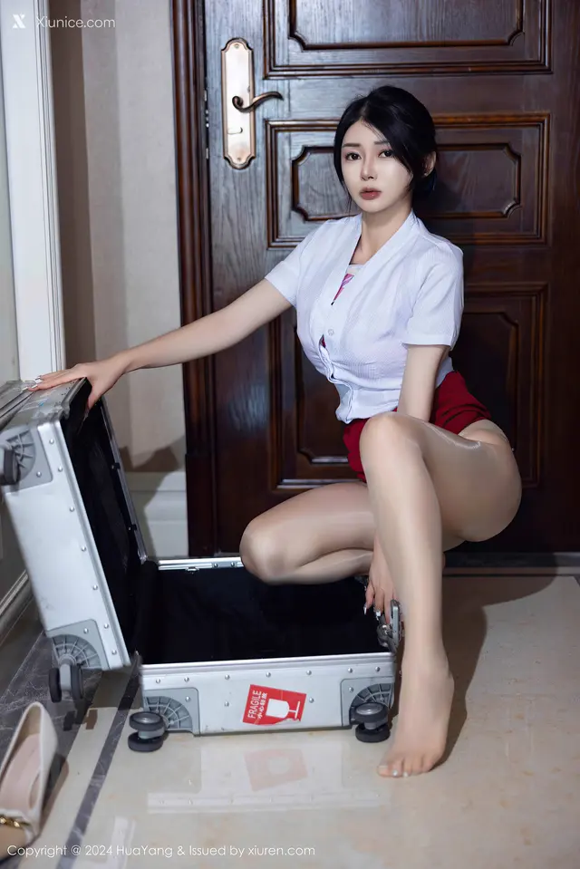 HuaYang Vol.605: 凯竹Quinn (81 photos)