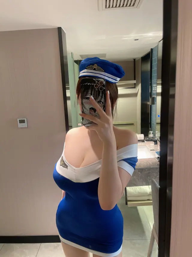 Nai Bao Mei Zhi (奶宝妹纸) – 勒PP的大肉丝 (32 photos)