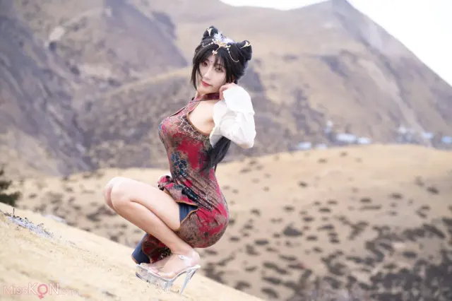 Coser@职业奶妈三水子: 玉玲珑旗袍 (54 photos)
