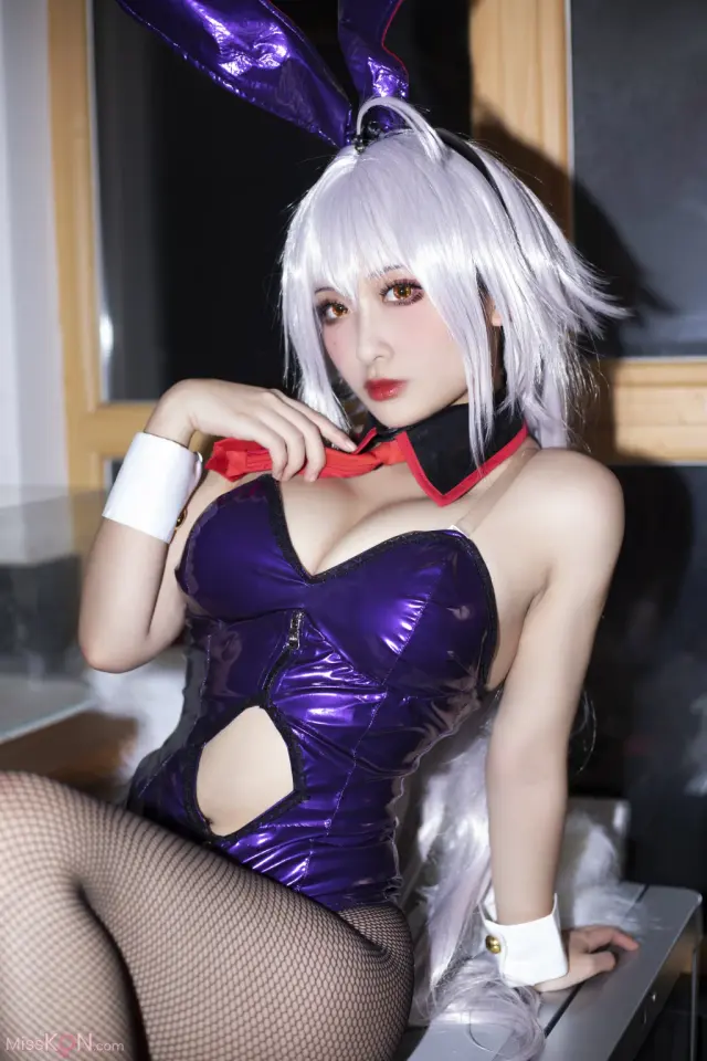 Coser@洛璃LoLiSAMA: FGO-黑贞兔子 (42 photos + 1 video)