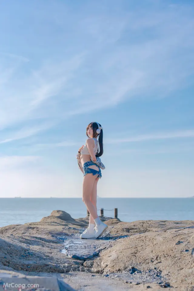 Coser@黏黏团子兔: 八月订阅『海音旋律』& Mr.Chu (70 photos + 1 video)