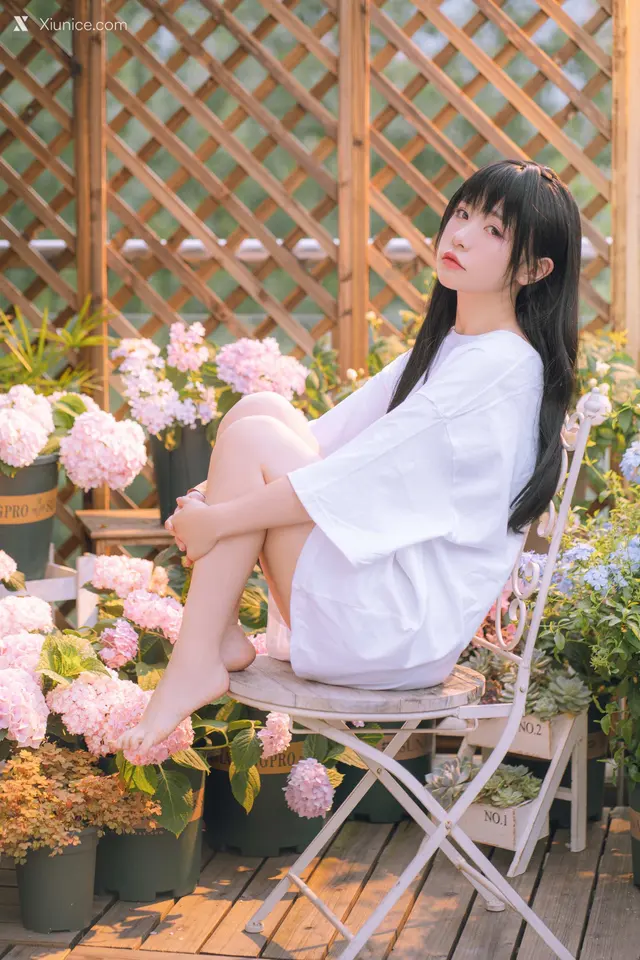 Coser@爆机少女喵小吉 (Nekokoyoshi) 小吉的午后时光 (75 photos)