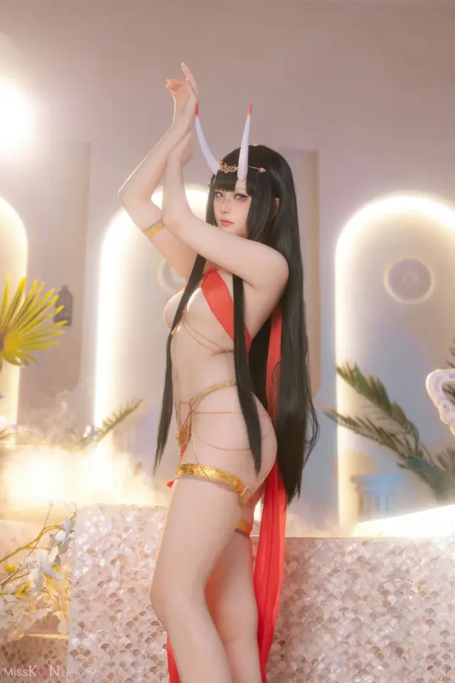 Coser@屿鱼 - 碧蓝航线 能代 赤纱浴影 (36 photos)