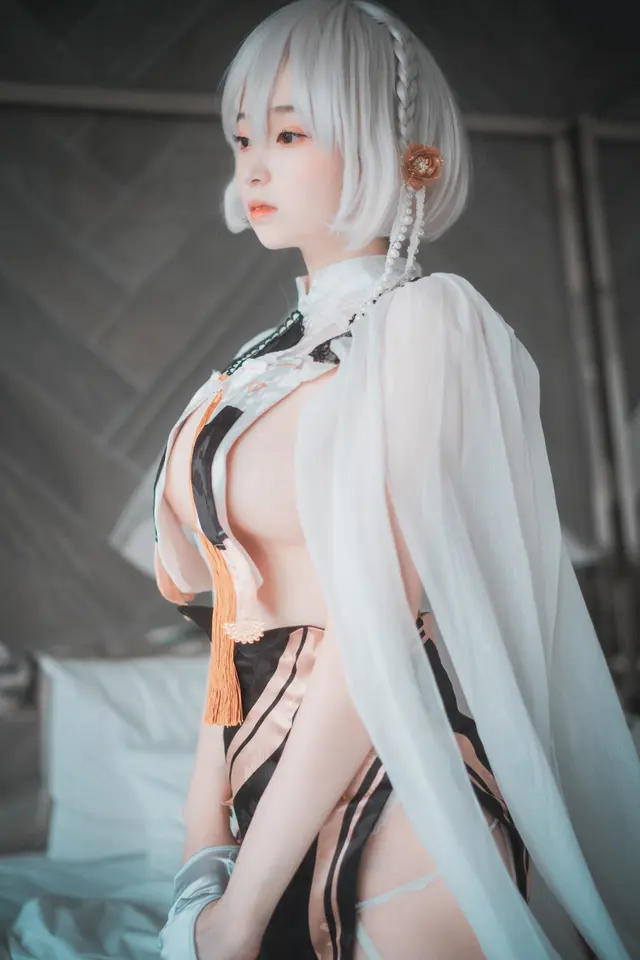 DJAWA Photo – Bambi (밤비): “Azur Lane HMS Sirius”