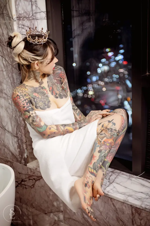 SAINT Photolife – YoKo: Vol.05 Bubbles (60 photos)