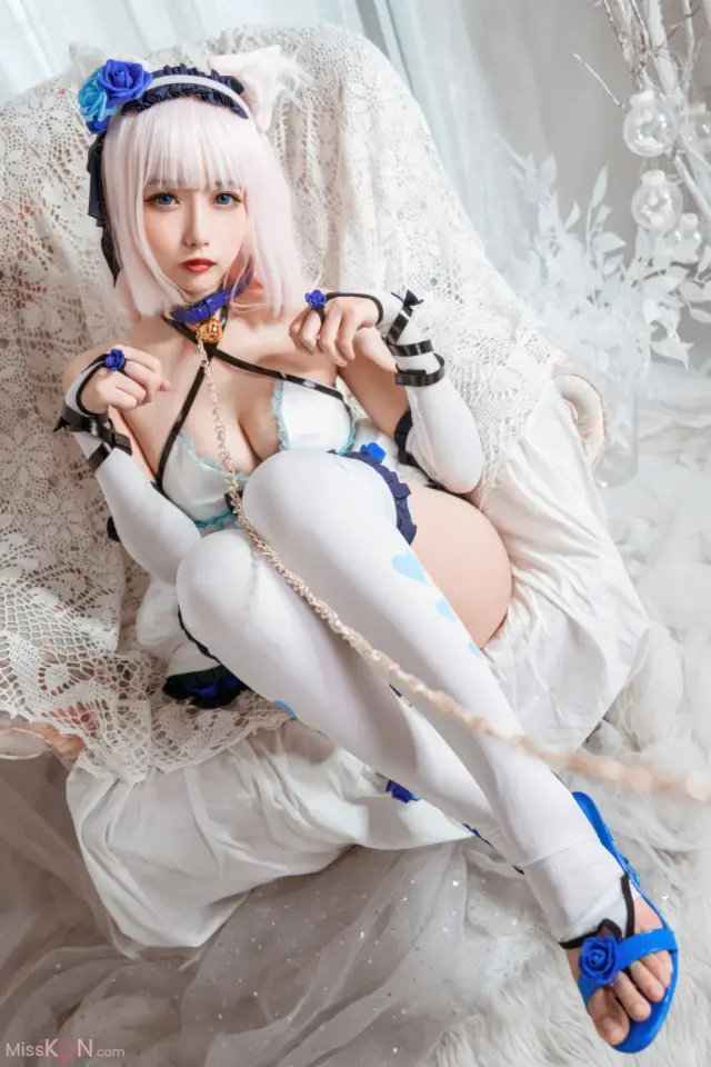 Coser@Momoko葵葵: 香子兰女仆 (11 photos)