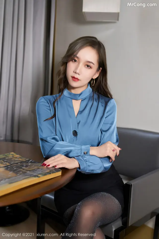 XIUREN No.3957: Ai Jing Xiang (艾静香) (51 photos)